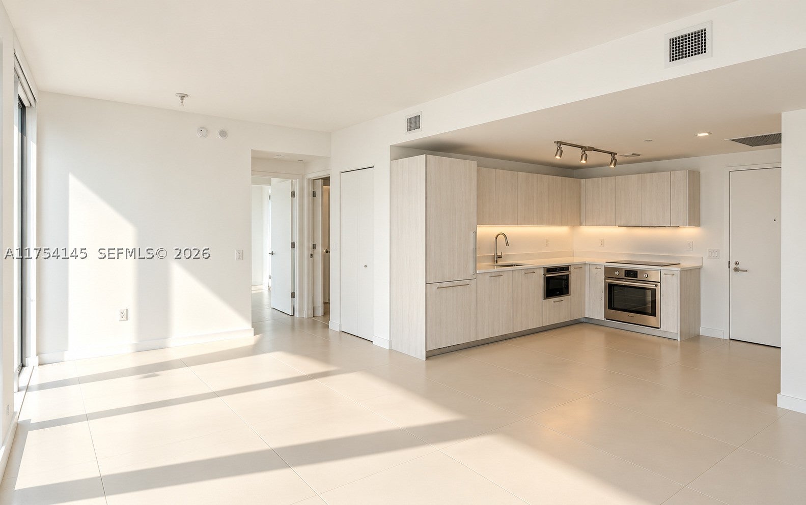 501 NE 31st St 2009