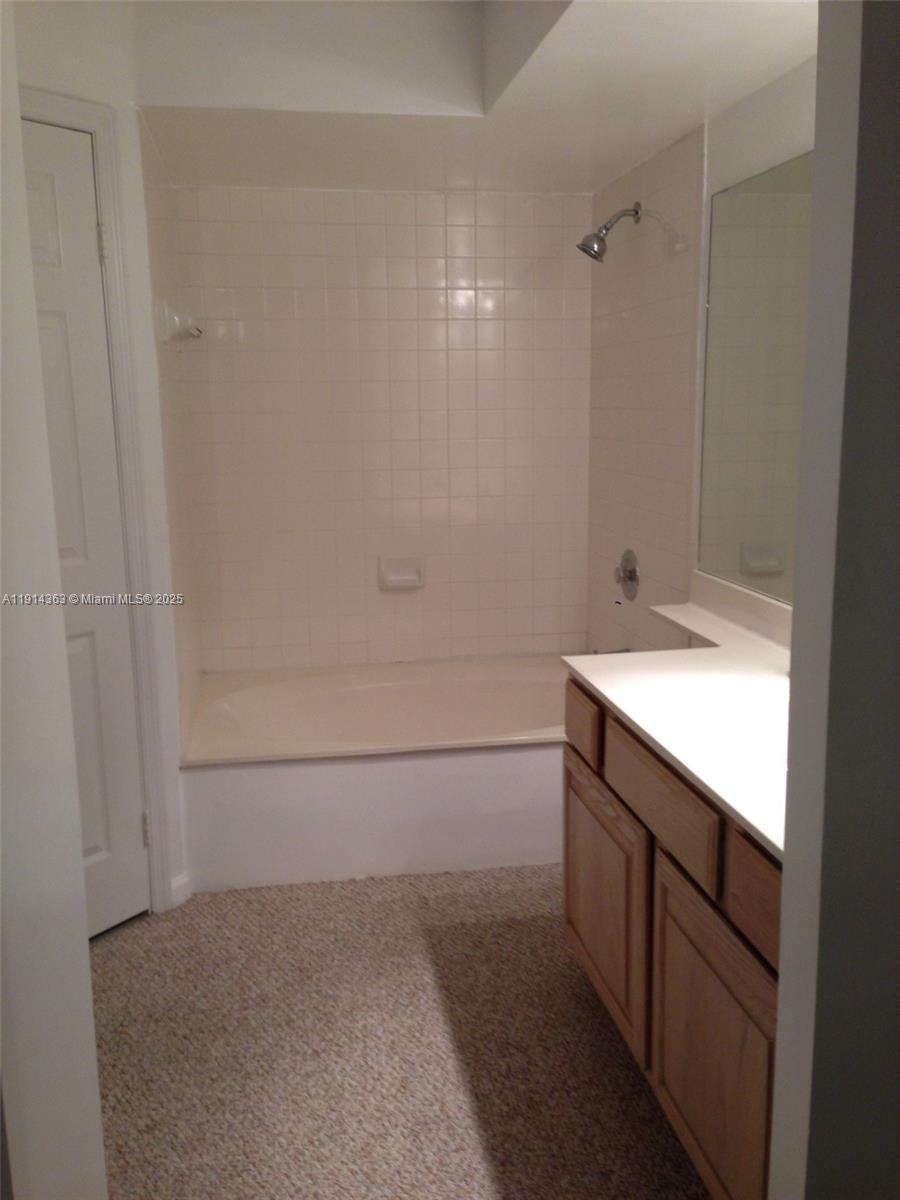 UNIVERSITY INN CONDO - Residential Lease