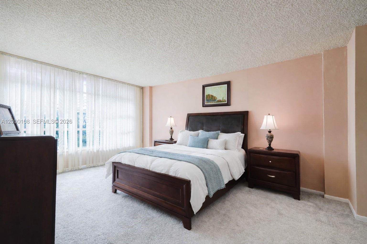 HALLMARK OF HOLLYWOOD CON - Residential Lease