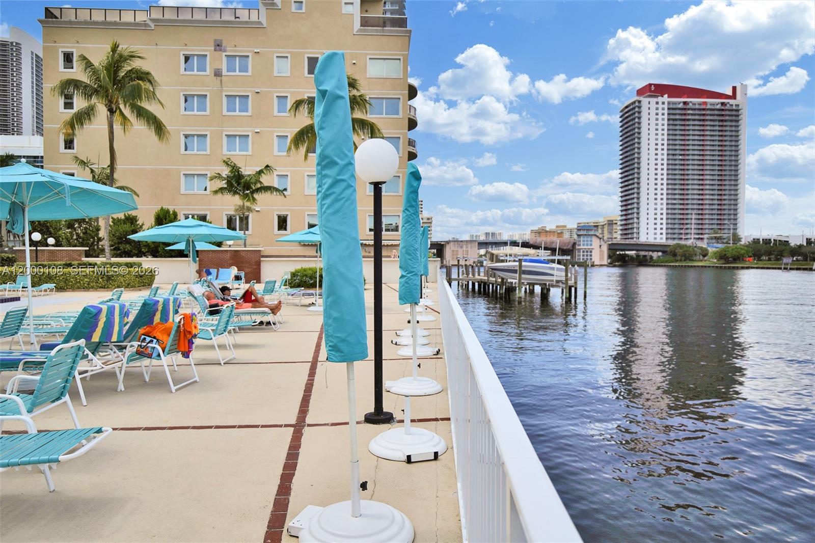 HALLMARK OF HOLLYWOOD CON - Residential Lease