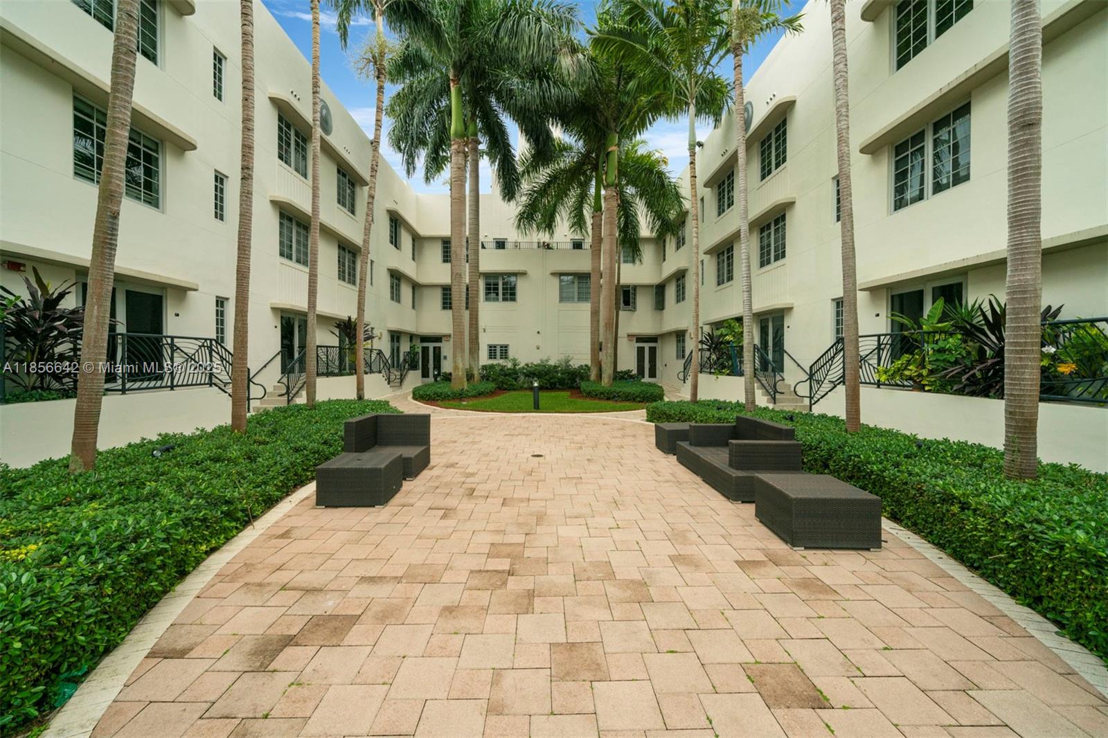 Step inside this light filled, turnkey, 1 bed, 1 bath in the heart of Miami Beach! The Governor building is two blocks from the ocean and features beach chair services for all residents. This property boasts a 24-hour concierge, two pools, fitness center, game/theater room, on-site management, valet parking for residences and guests. Great opportunity, with MINIMAL rental restrictions: owner can rent 12 time PER year, min 30 days!