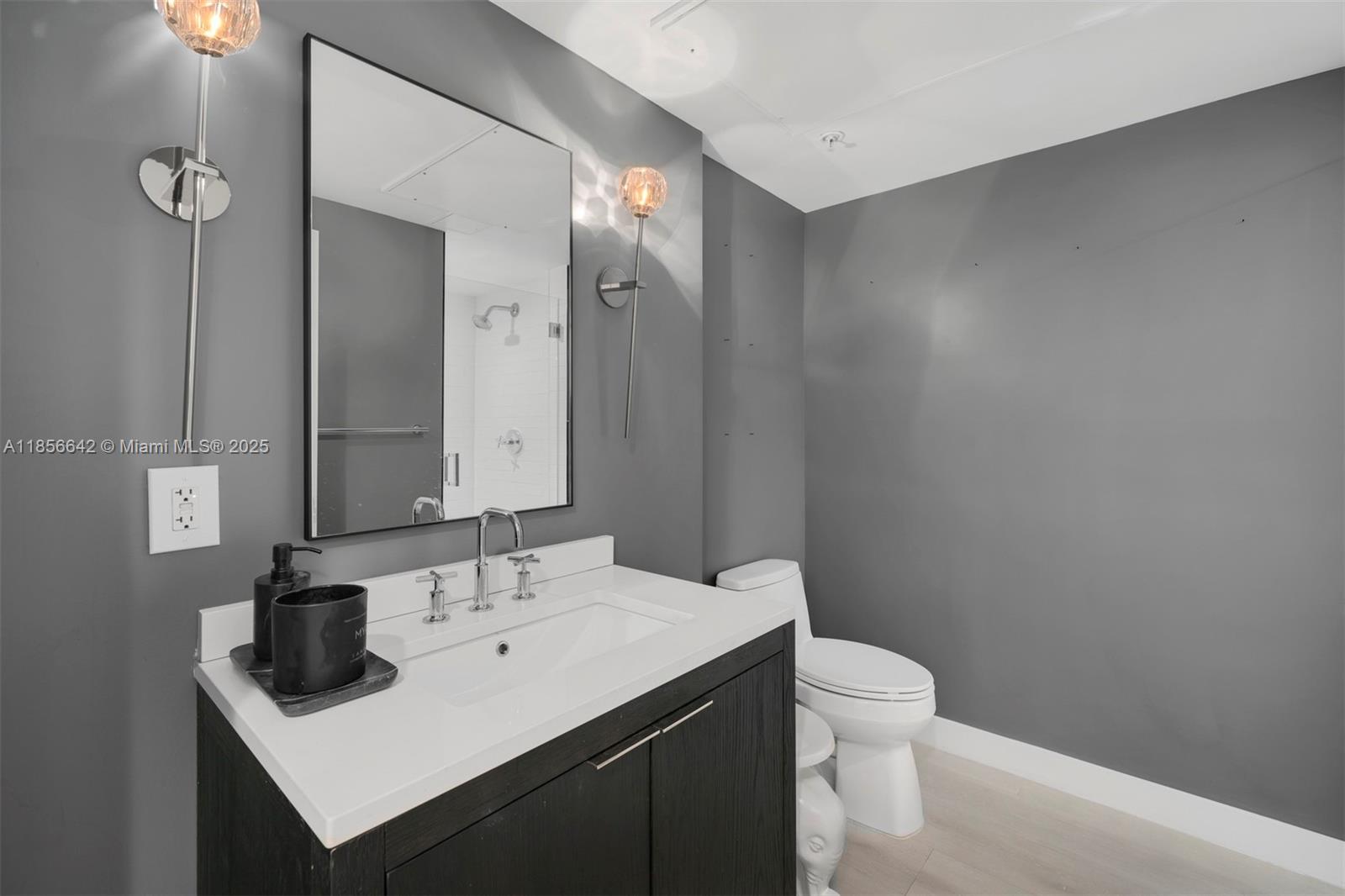 ARTECITY GOVERNOR CONDO - Residential