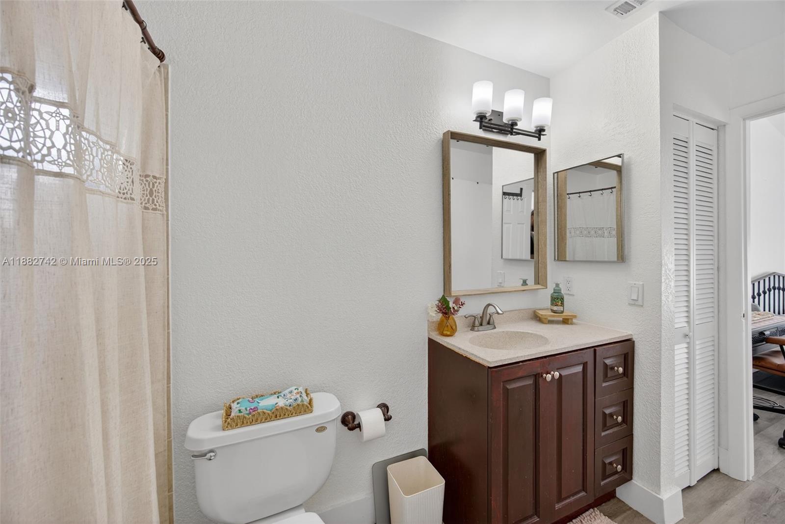 WESTWIND LAKES SEC 5 - Residential