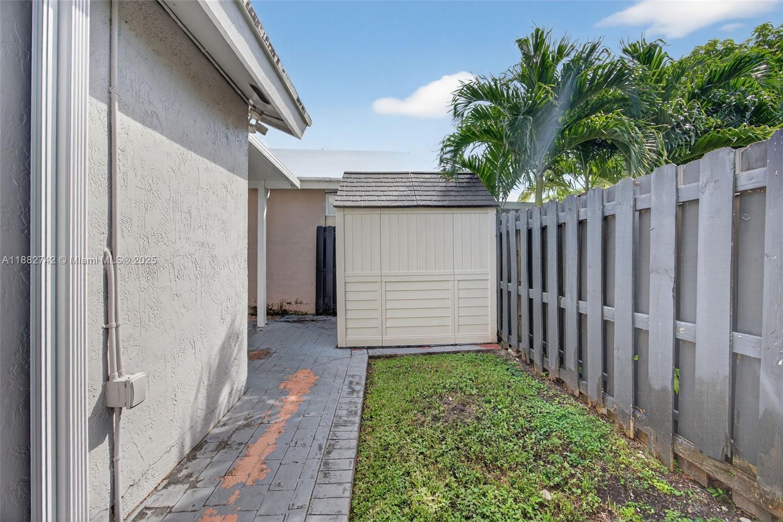 WESTWIND LAKES SEC 5 - Residential