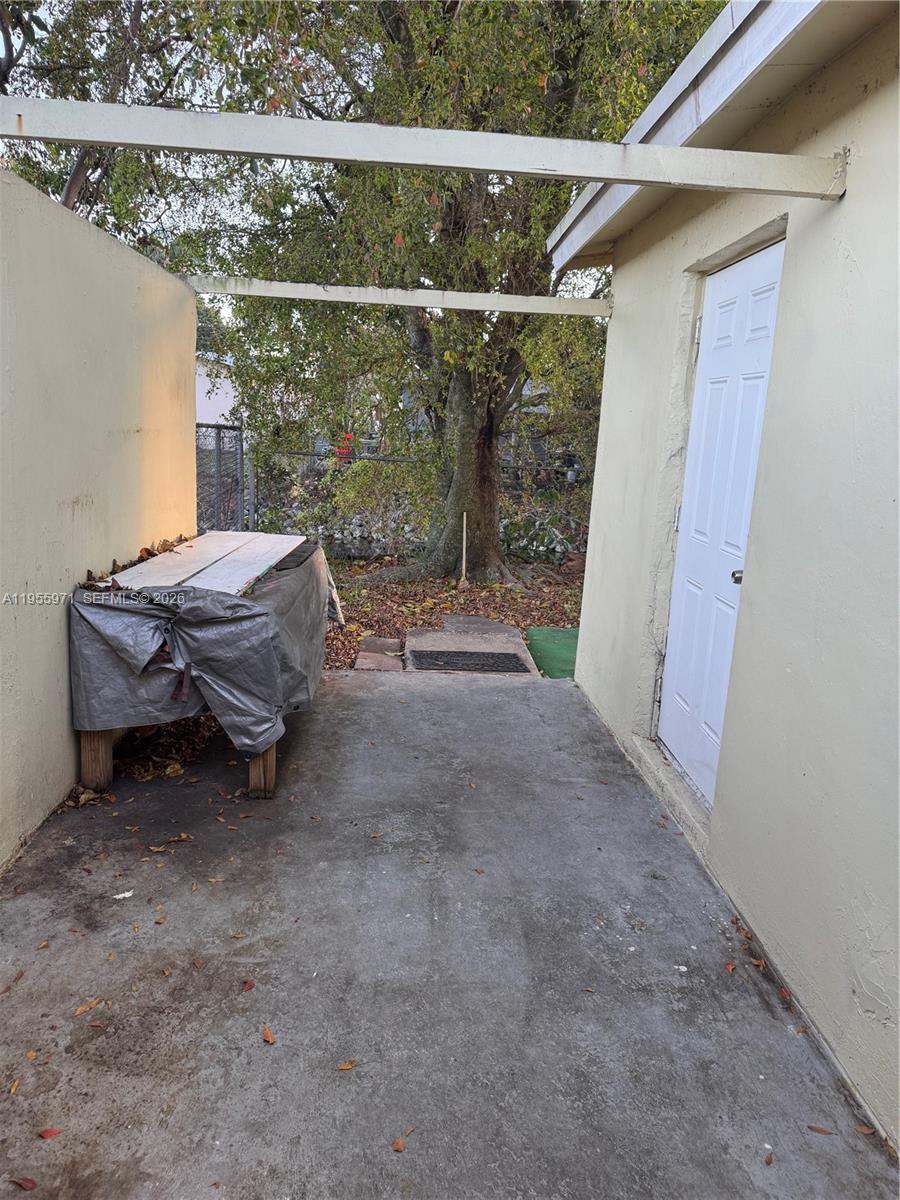 BROADVIEW COUNTRY CLUB - Residential