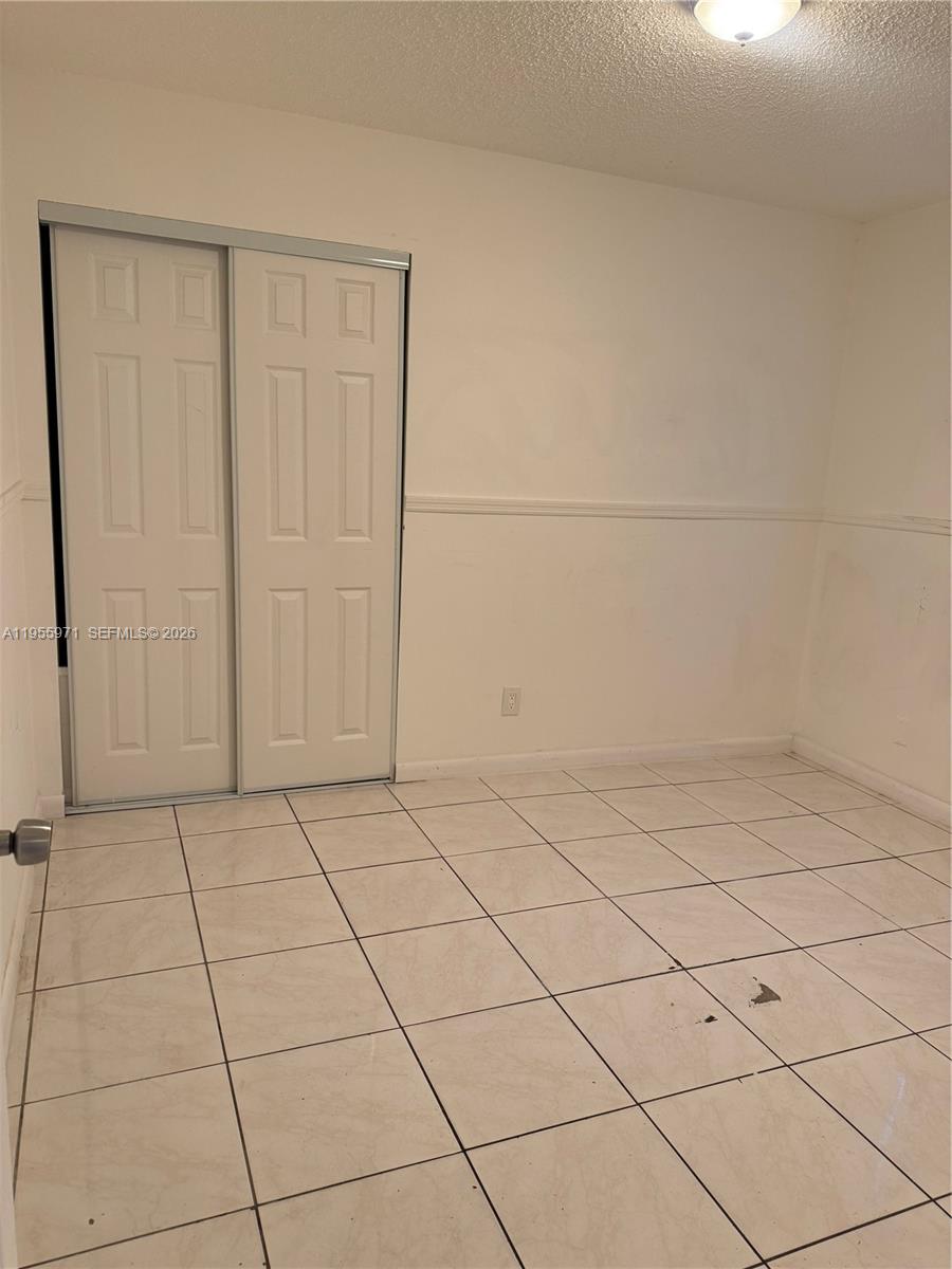 BROADVIEW COUNTRY CLUB - Residential