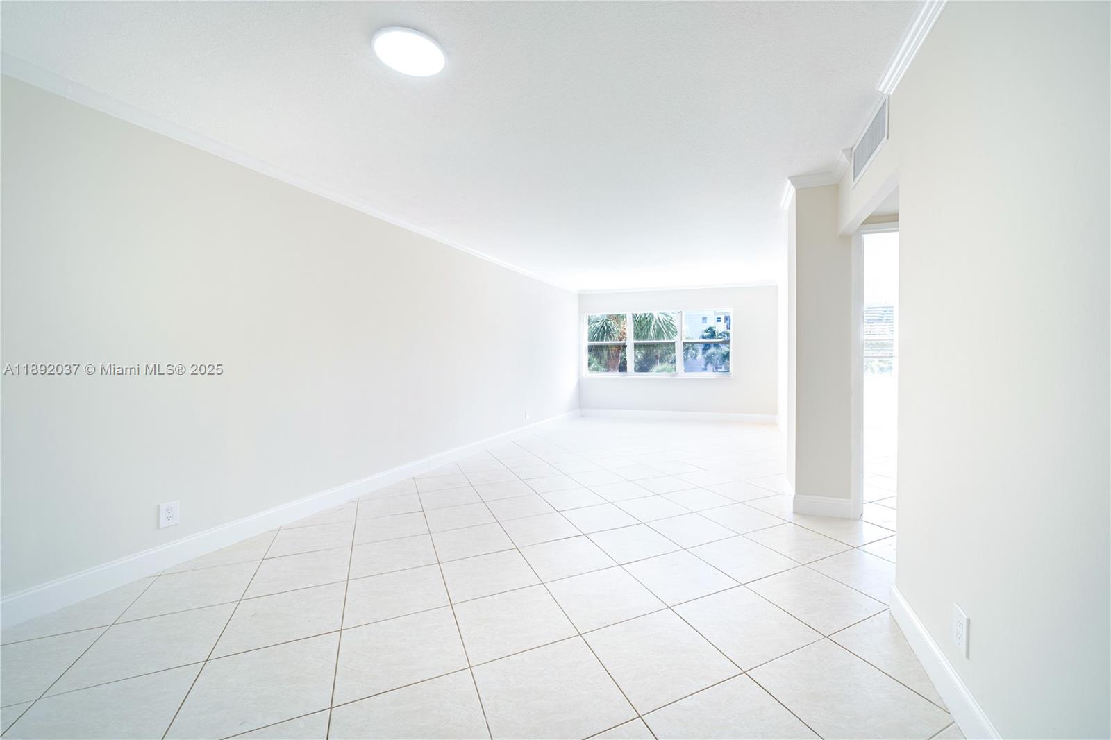 HORIZON HOUSE CONDO - Residential