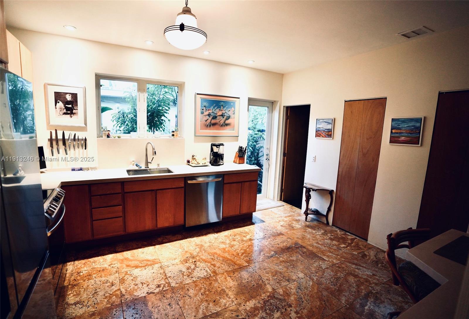 OCEAN BEACH ADDN NO 3 - Residential