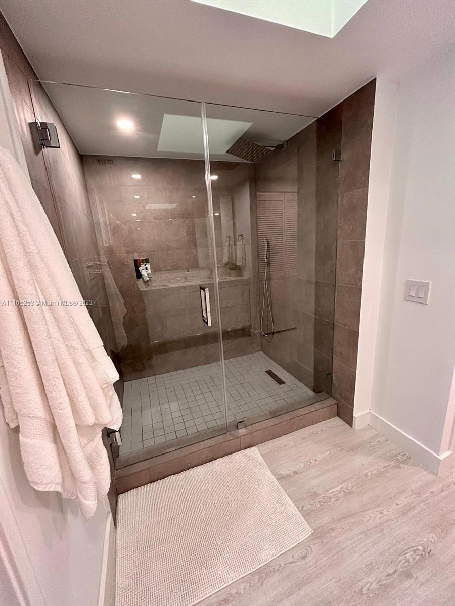 KEY COLONY NO 4 CONDO - Residential Lease