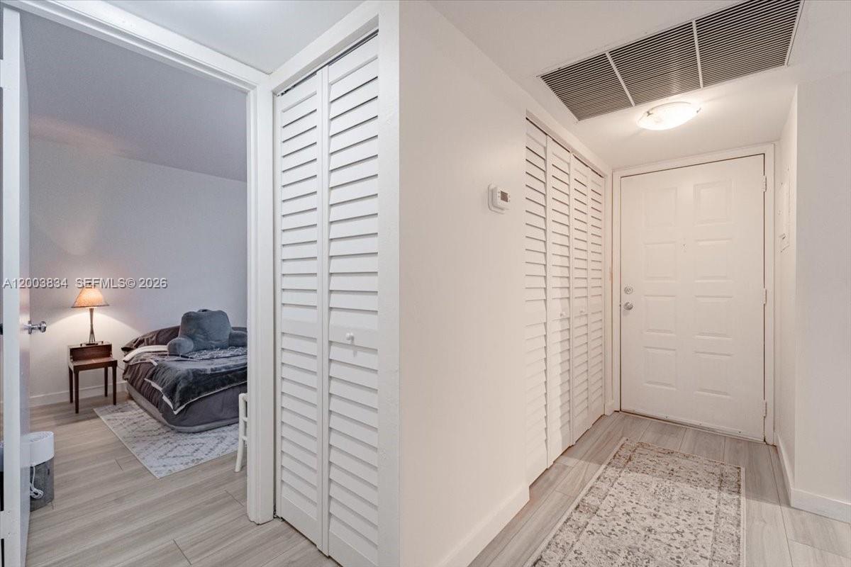 PLANTATION RACQUET CLUB - Residential