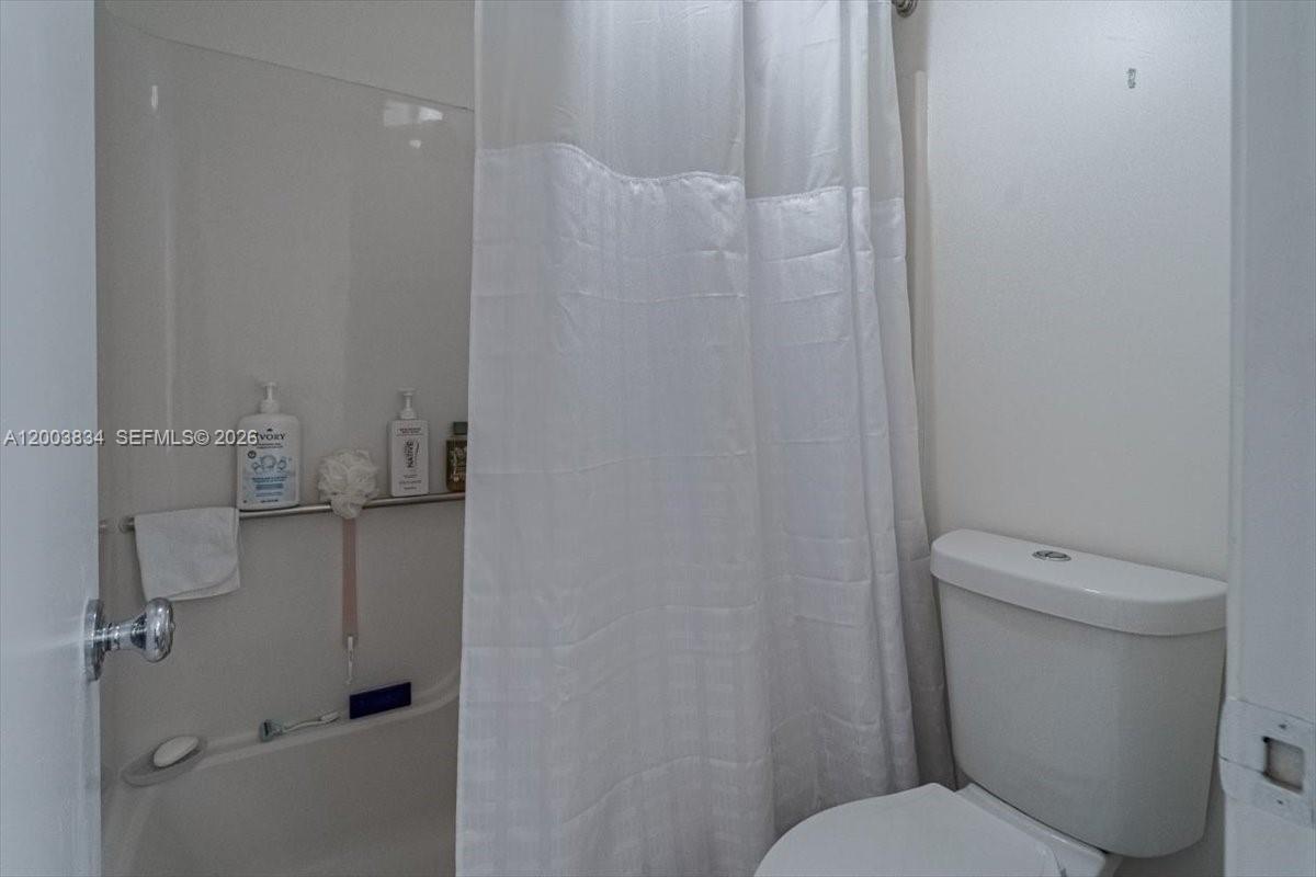 PLANTATION RACQUET CLUB - Residential