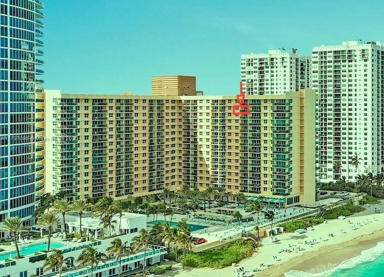 WAVE CONDO - Residential