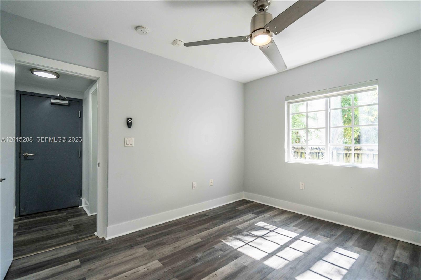 BEACH BAY SUB - Residential Lease
