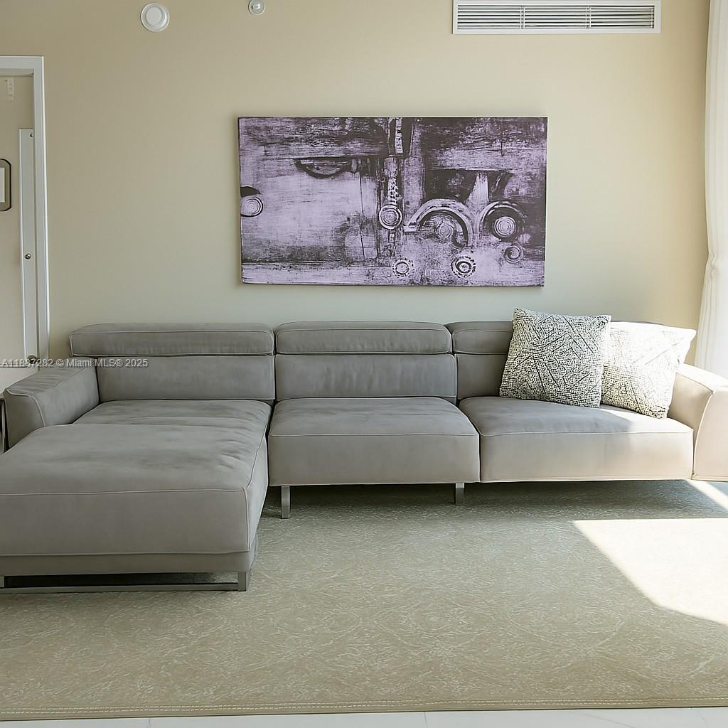 ST TROPEZ ON THE BAY III - Residential Lease