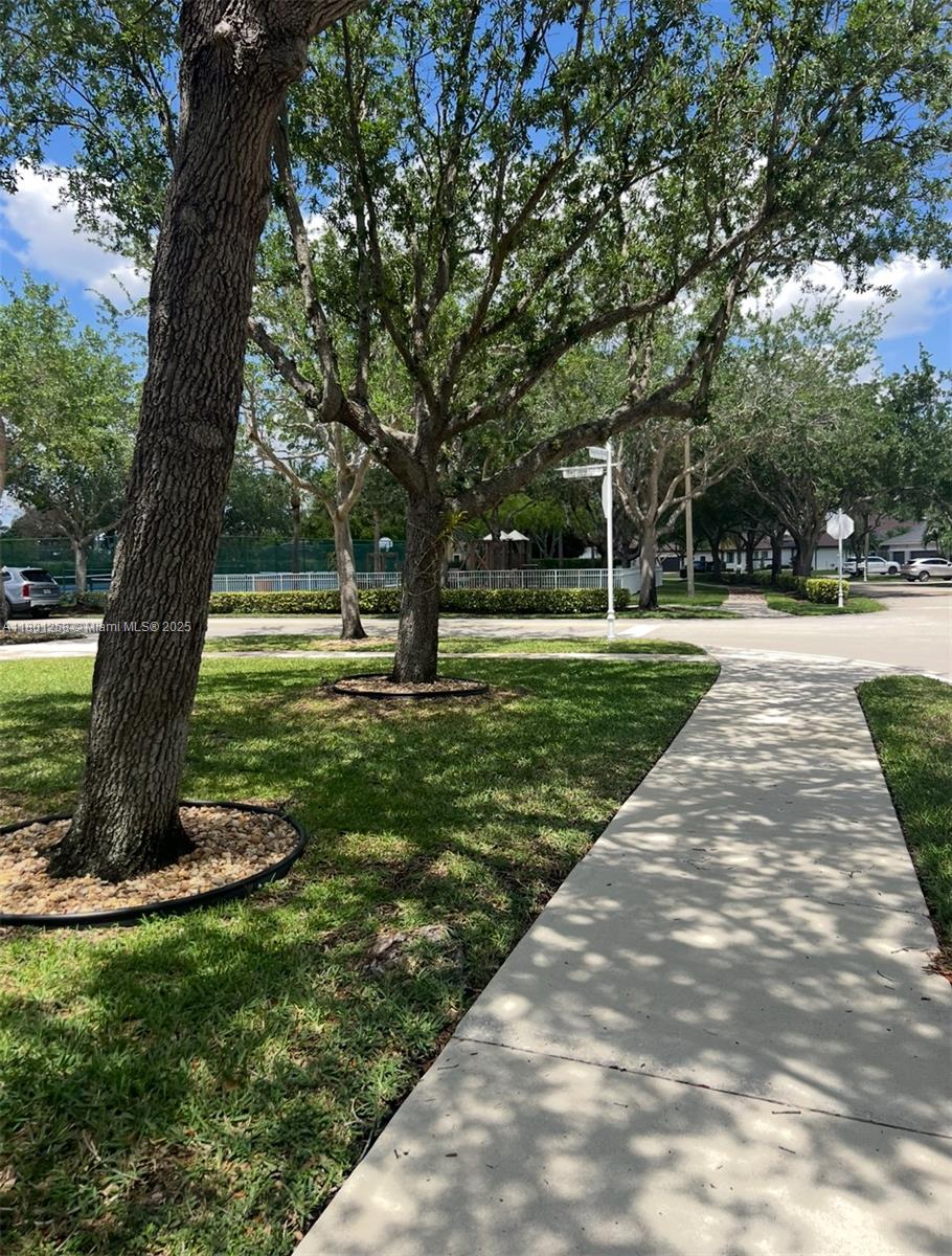 STONERIDGE LAKE ESTATES P - Residential