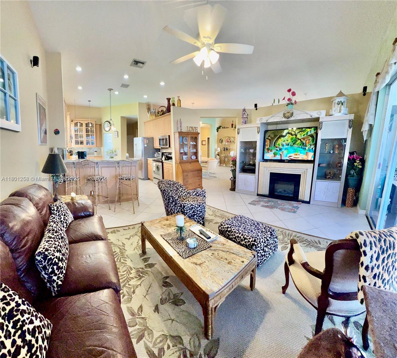 STONERIDGE LAKE ESTATES P - Residential