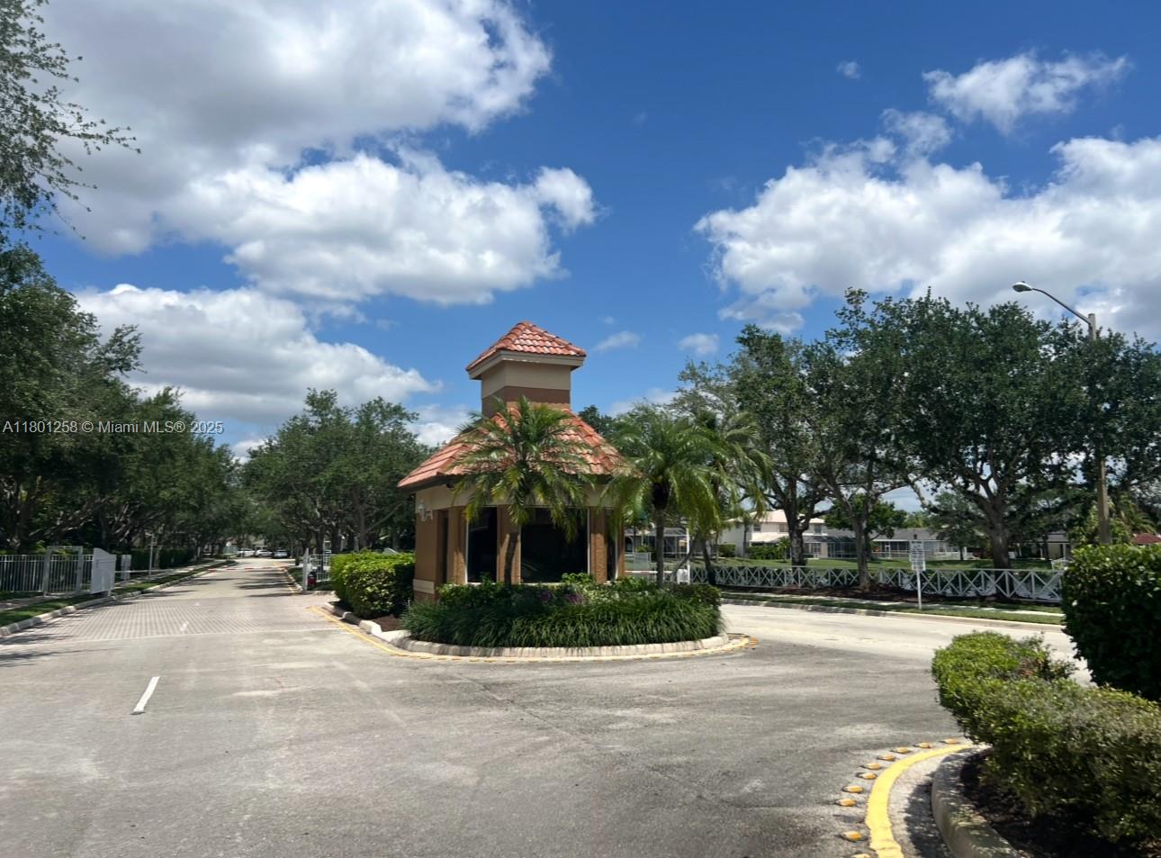 STONERIDGE LAKE ESTATES P - Residential