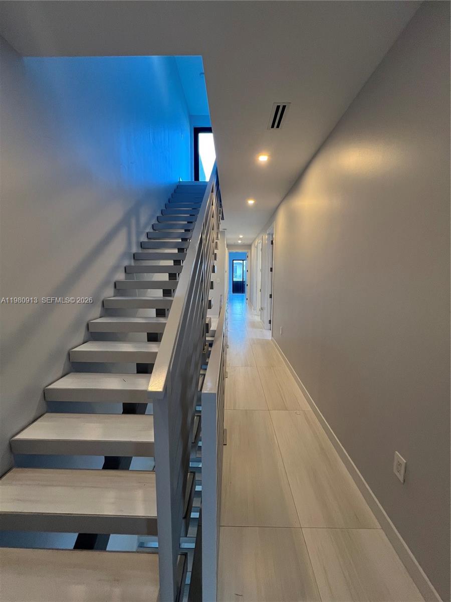 EAST SHENANDOAH - Residential