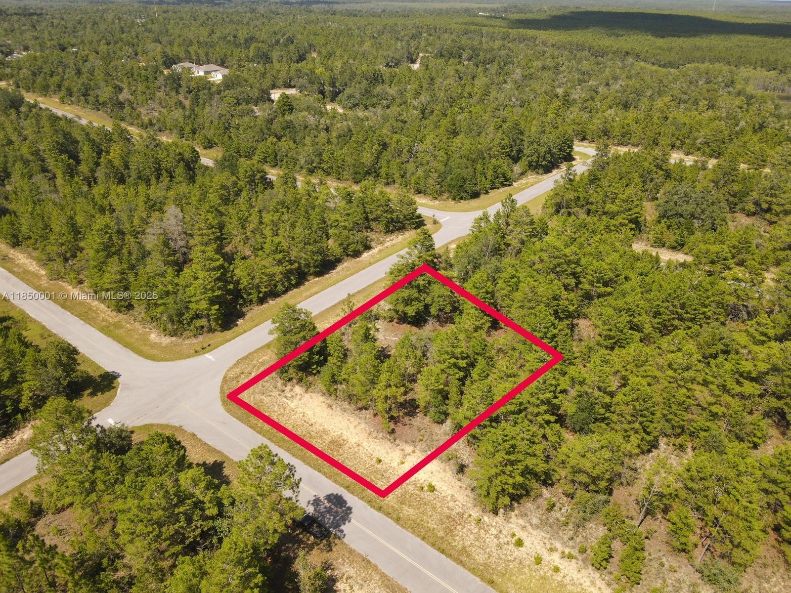 Land for Sale–Farmington Dr, Chipley, FL 32428. This 0.25-acre lot is located in the desirable Sunny Hills subdivision, a peaceful & growing area of Washington County. The land is dry, level & buildable, with 365.33 ft of paved road frontage, making access easy & ideal for a future home site. Zoned for residential use with no HOA, & power nearby, it's perfect for a custom build, modular or manufactured home. The area features a mix of developed homes & open lots, just minutes from HWY-77, 20 min to Chipley & about 40 min to Panama City. Close to outdoor recreation, lakes, parks & Sunny Hills Golf Club. A great opportunity for homeowners, snowbirds or investors looking for affordable Florida land in an appreciating market. ALL INFORMATION FROM THE SELLER AND MUST BE VERIFIED BY THE BUYER!