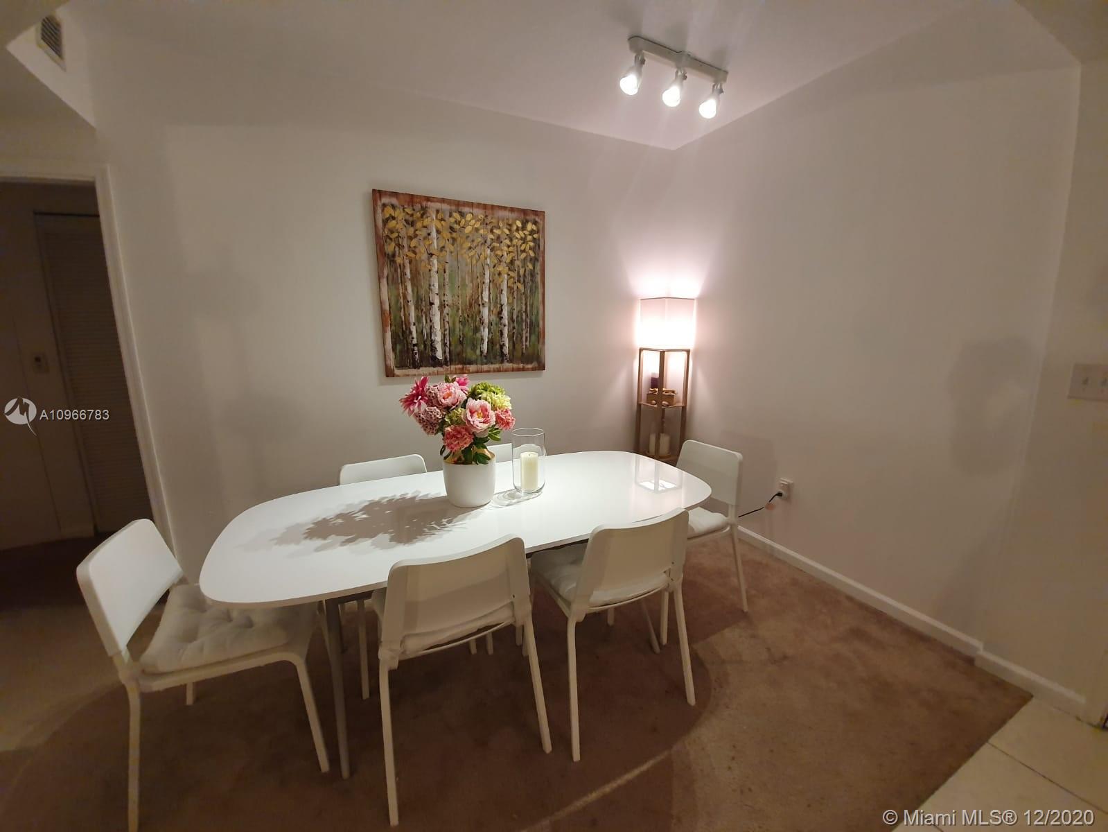 VENTURE AT AVENTURA WEST - Residential Lease