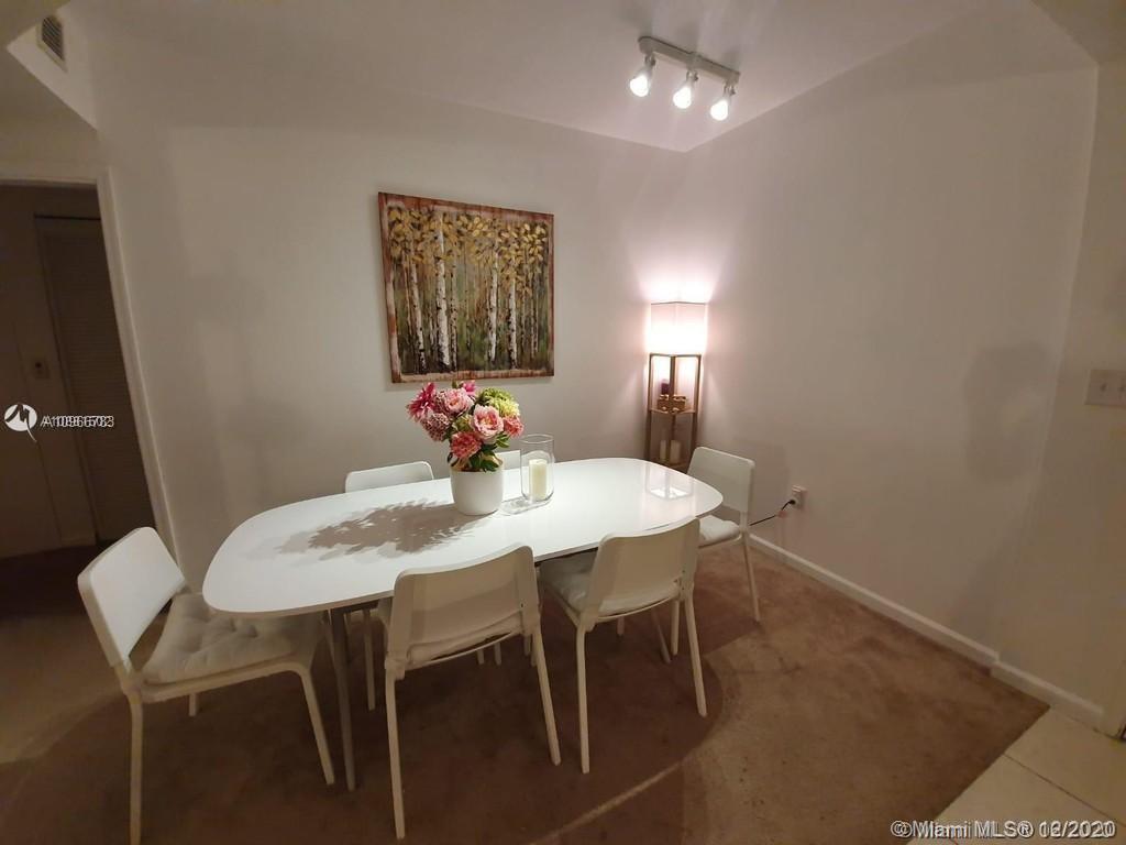 VENTURE AT AVENTURA WEST - Residential Lease