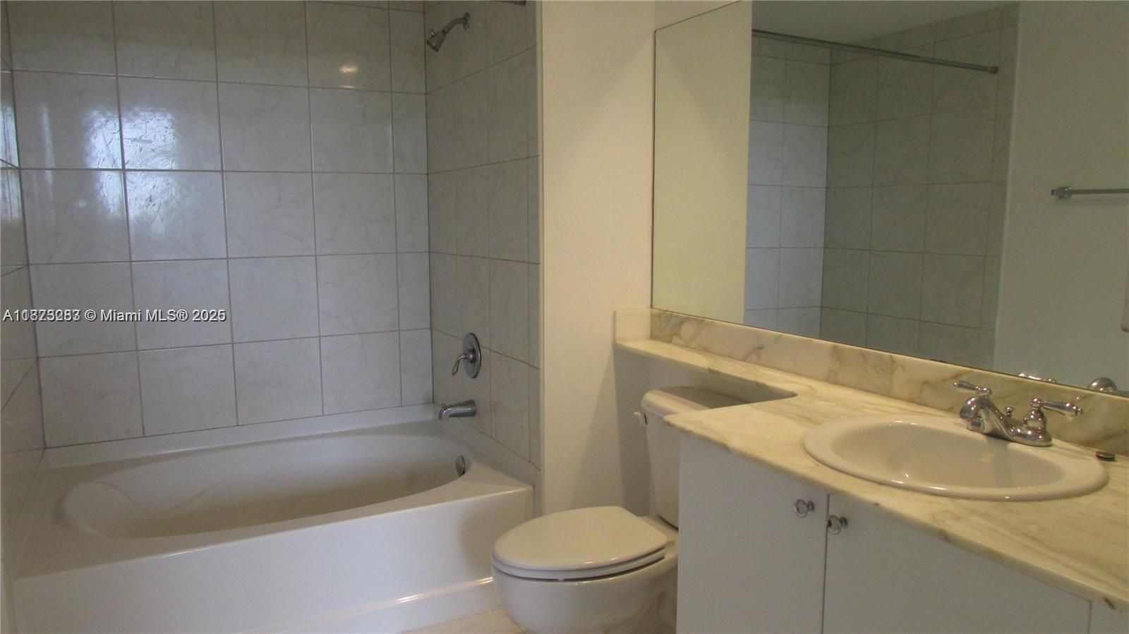 VENTURE AT AVENTURA WEST - Residential