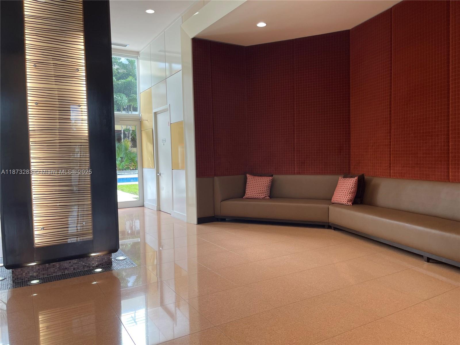 VENTURE AT AVENTURA WEST - Residential