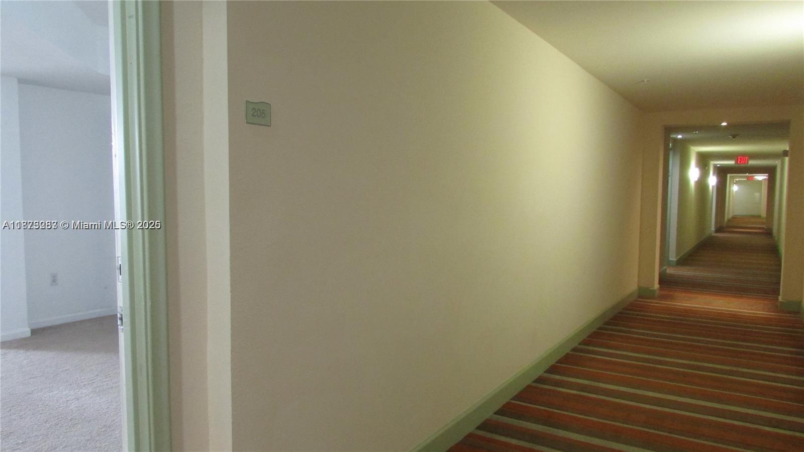 VENTURE AT AVENTURA WEST - Residential