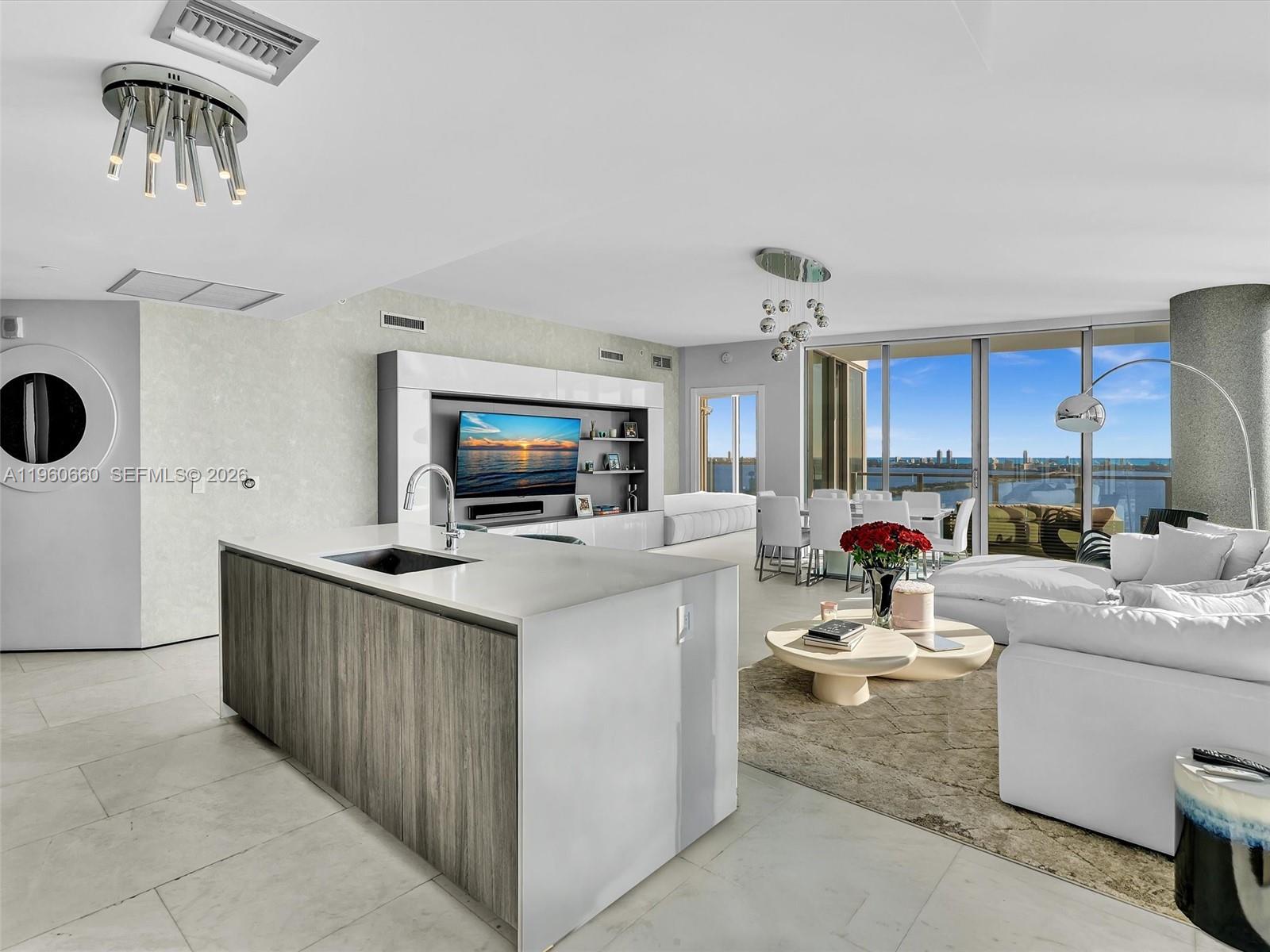 BISCAYNE BEACH CONDO - Residential