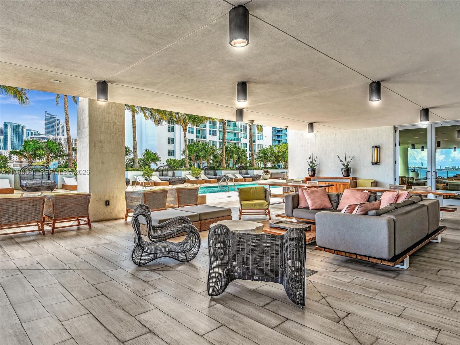 BISCAYNE BEACH CONDO - Residential