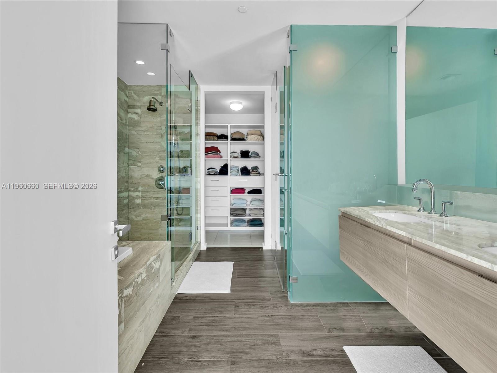 BISCAYNE BEACH CONDO - Residential