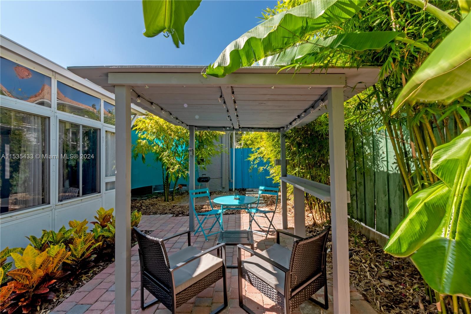 HOLLYWOOD - Residential