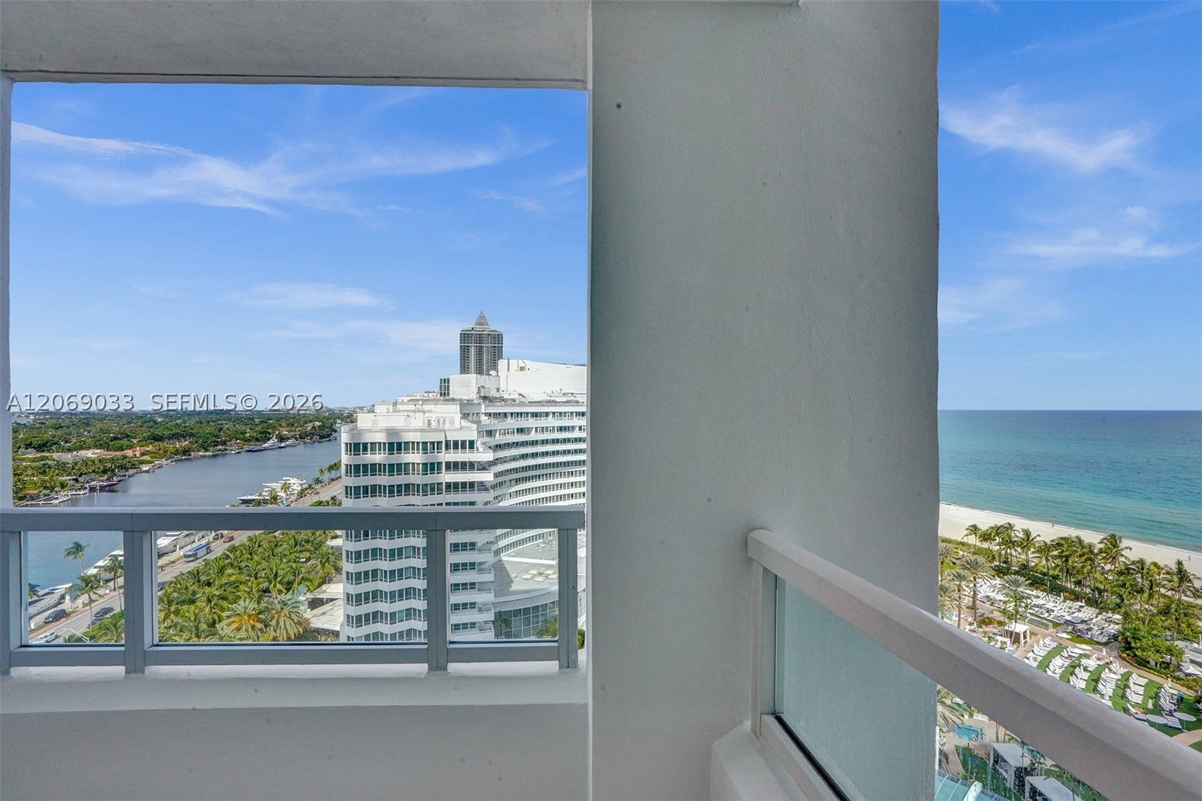 4401 Collins Ave 1503