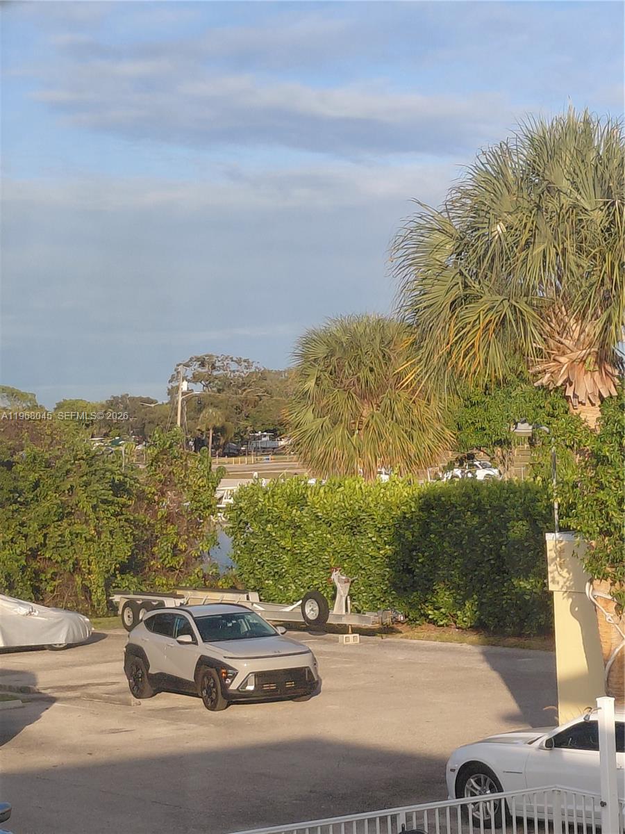 REGENCY MANOR CONDO - Residential