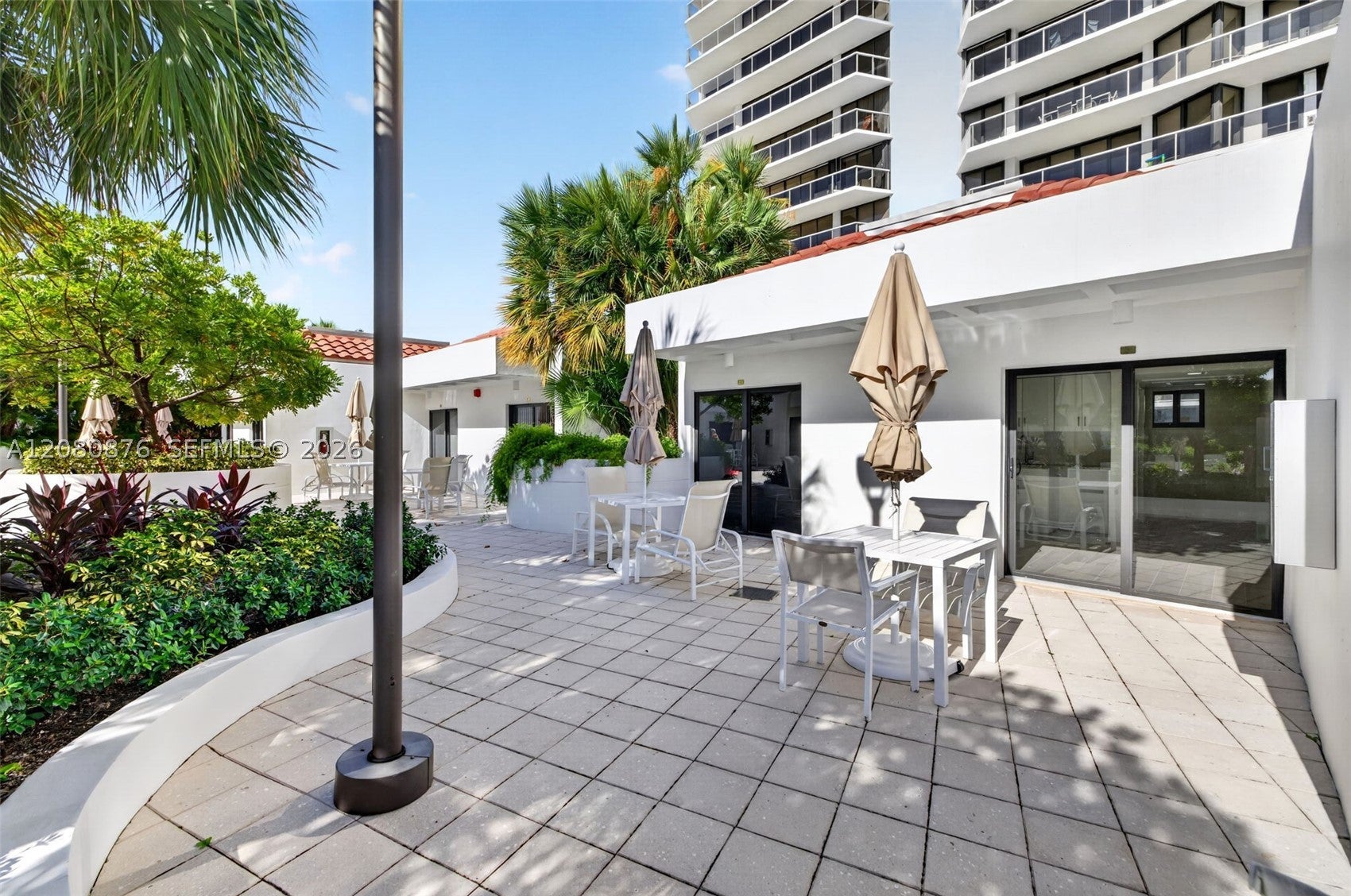 20281 E Country Club Dr CABANA #3