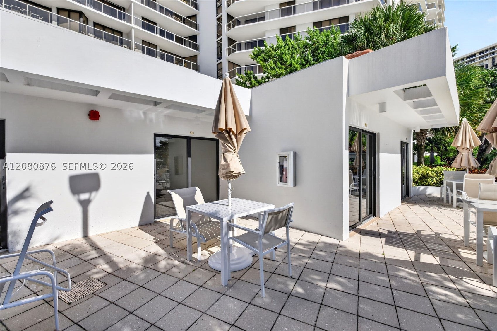20281 E Country Club Dr CABANA #3