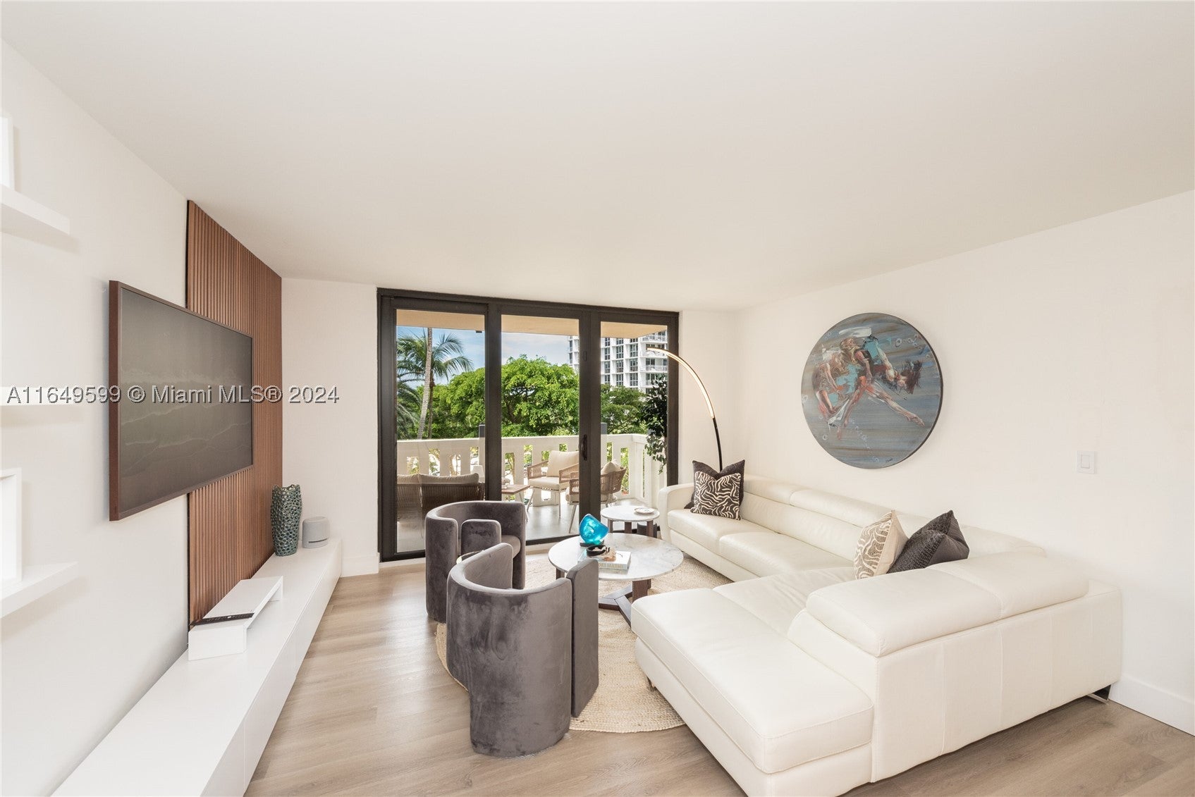 1111 Crandon Blvd A306