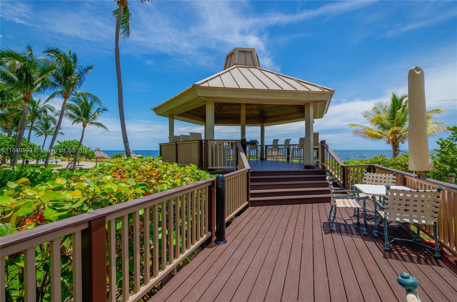 TOWERS OF KEY BISCAYNE CO - Residential Lease