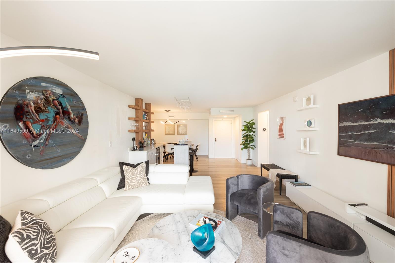 TOWERS OF KEY BISCAYNE CO - Residential Lease