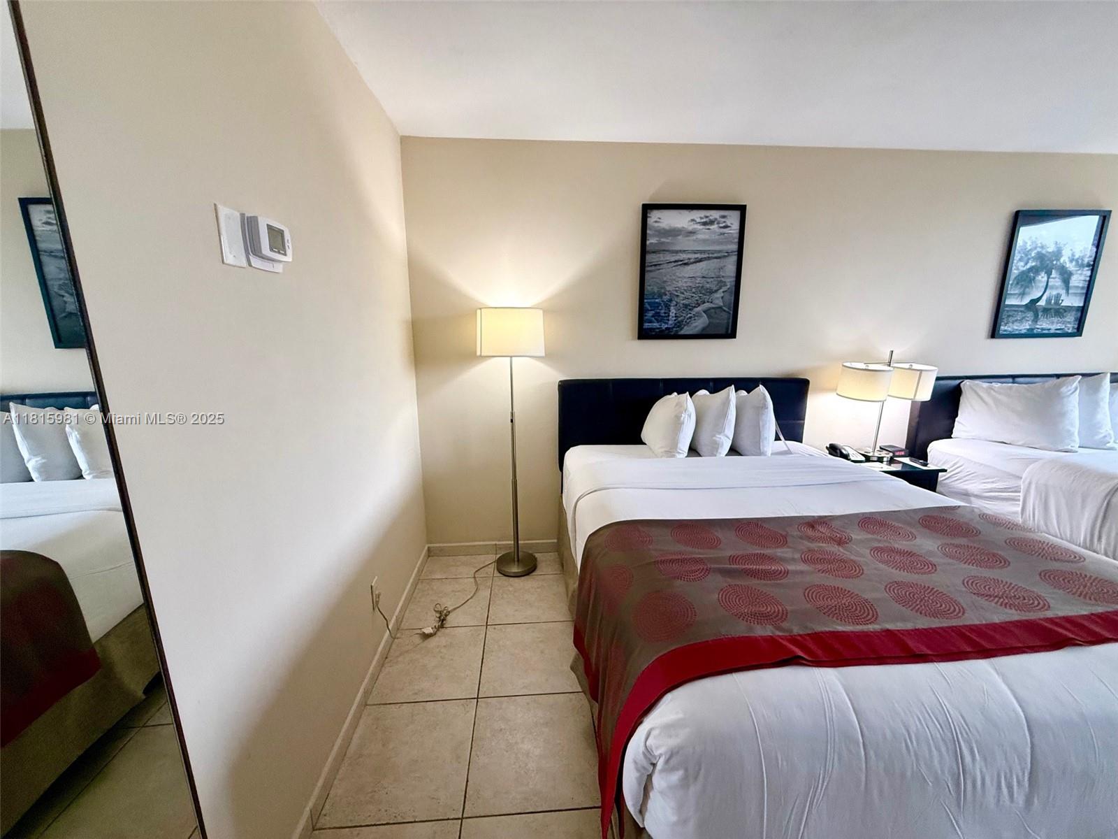 THE AVENTURA BEACH CLUB C - Residential