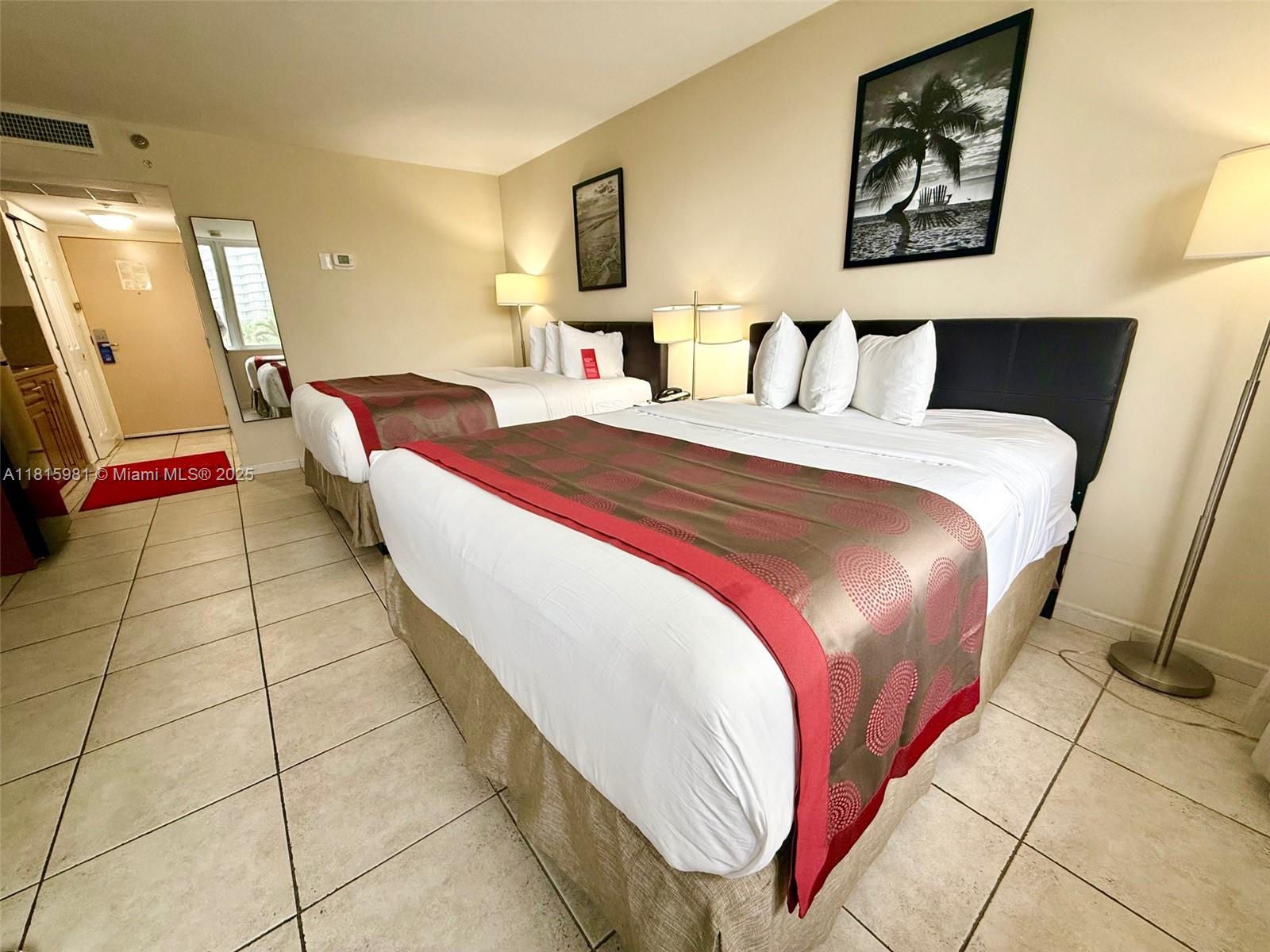 THE AVENTURA BEACH CLUB C - Residential