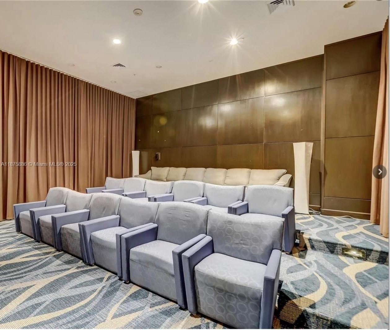 VENTURE AT AVENTURA EAST - Residential