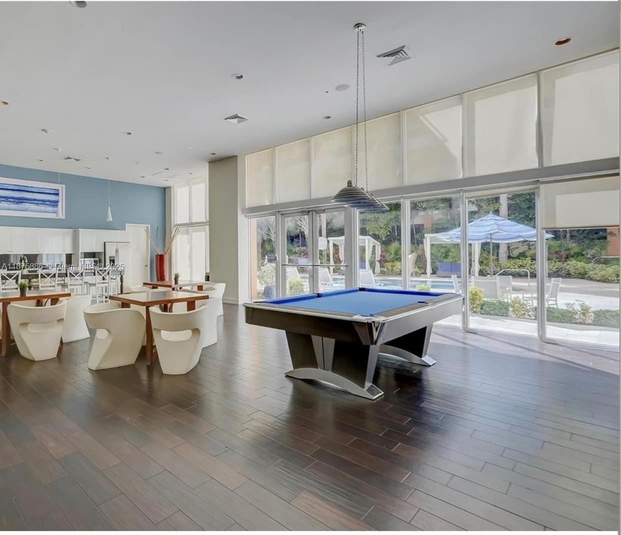 VENTURE AT AVENTURA EAST - Residential