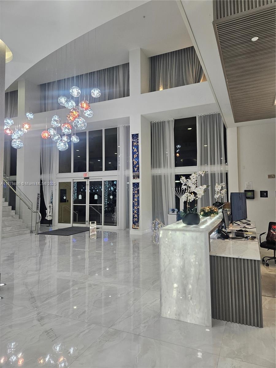 VENTURE AT AVENTURA EAST - Residential