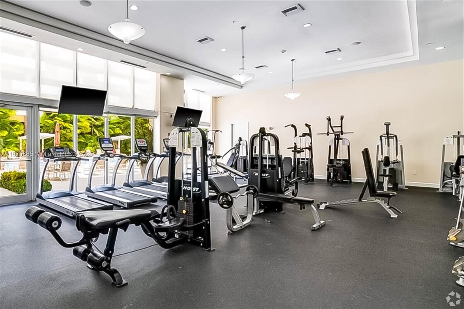 VENTURE AT AVENTURA EAST - Residential