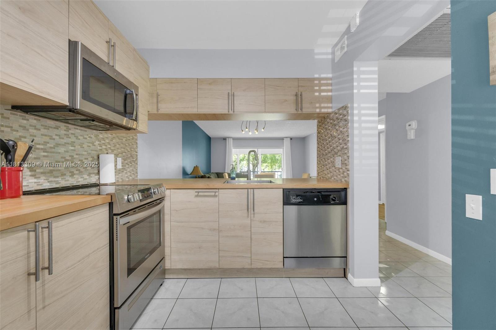 NASSAU VILLAGE WEST I ROS - Residential