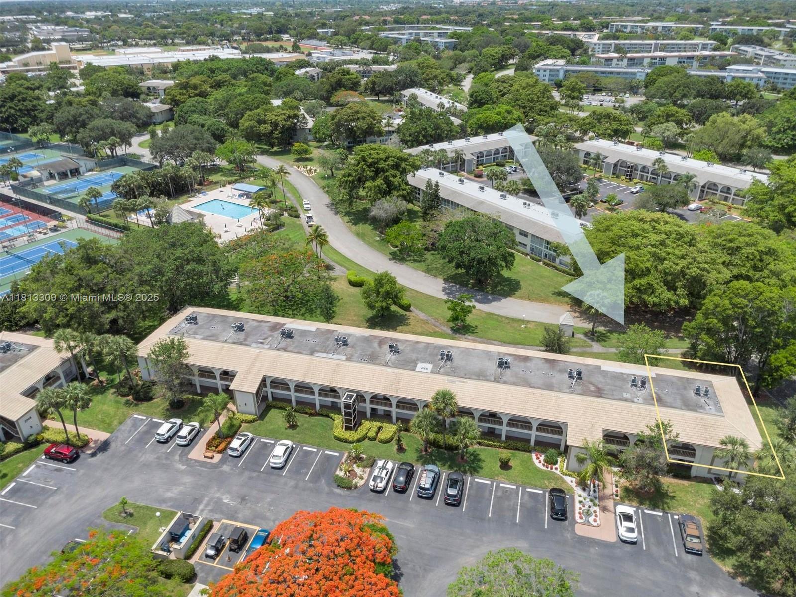 2704 Nassau Bnd J2, Coconut Creek, Broward County, Florida - 2 Bedrooms  
2 Bathrooms - 