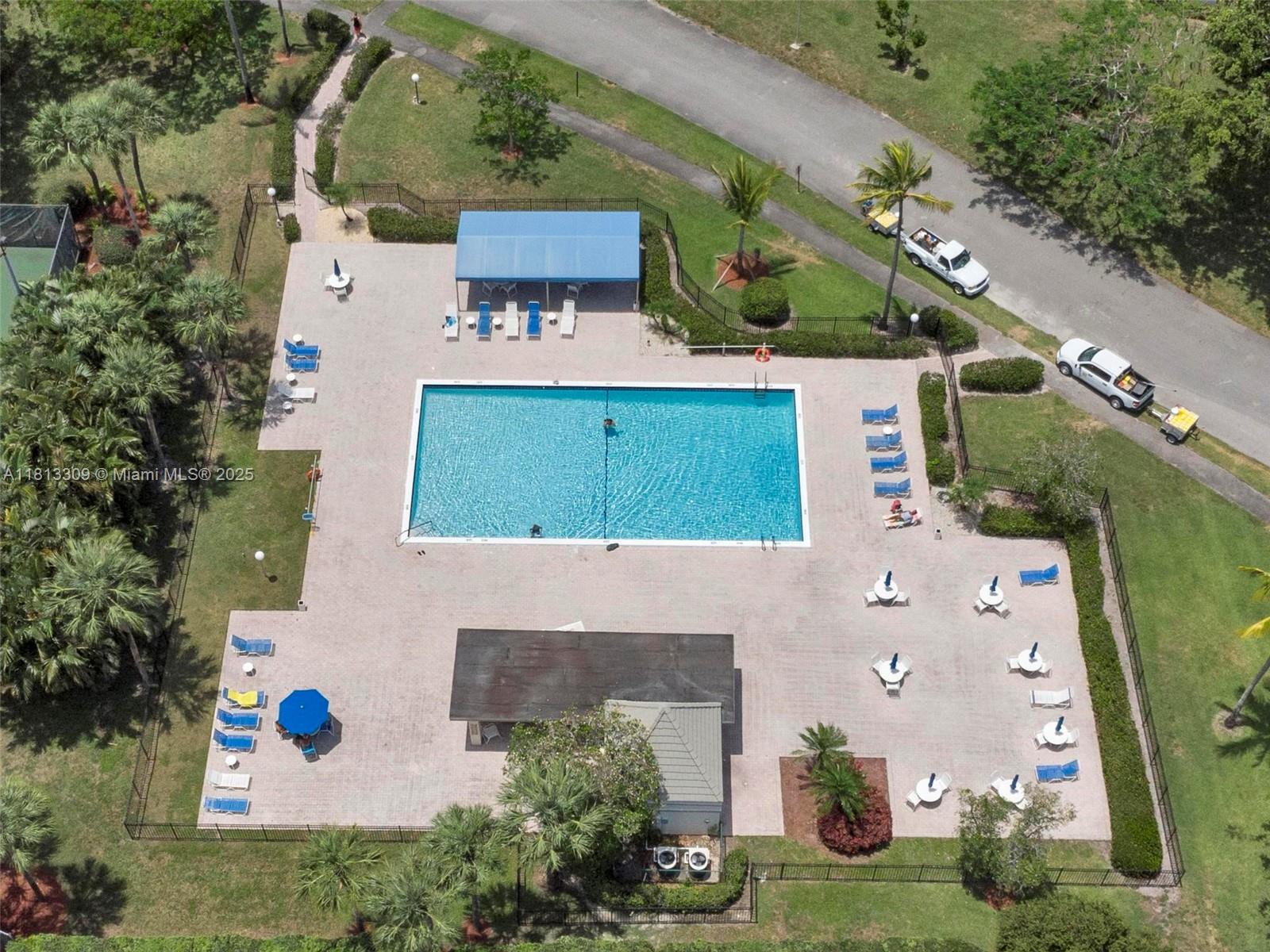 NASSAU VILLAGE WEST I ROS - Residential