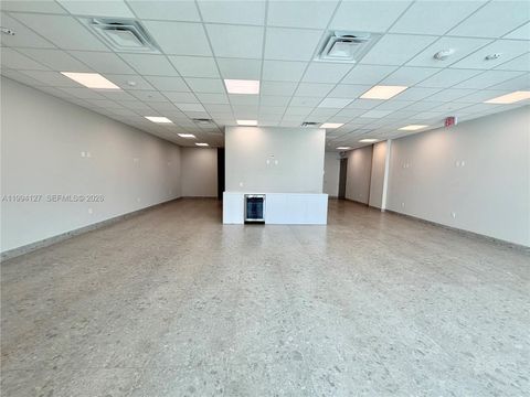 Photo of 2820 NE 214th St #1001, Aventura, FL 33180 (MLS # A11994127)