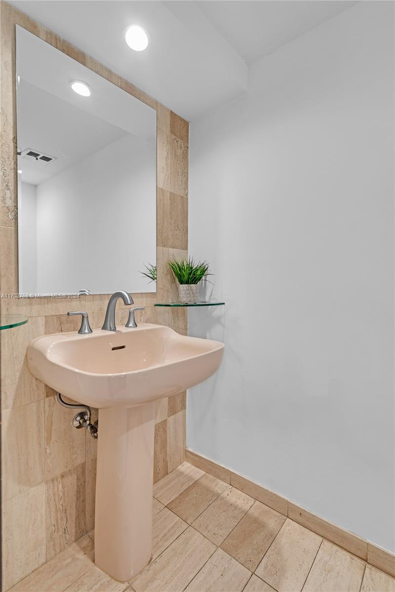 ROCKERMAN HEIGHTS - Residential